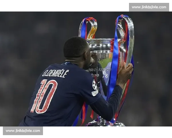 纳斯里:亚马尔天赋更胜一筹,登贝莱赛季表现更配金球奖 纳斯里:亚马尔天赋更胜一筹,登贝莱赛季表现更配金球奖