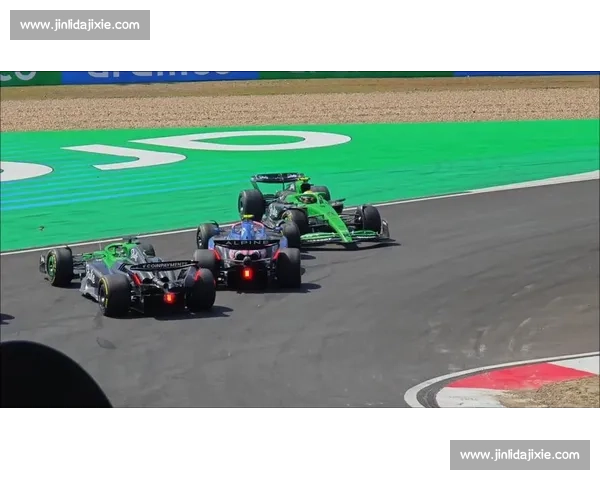 新秀对决白热化！博托莱托首获 F1 积分 车迷票选最佳创历史