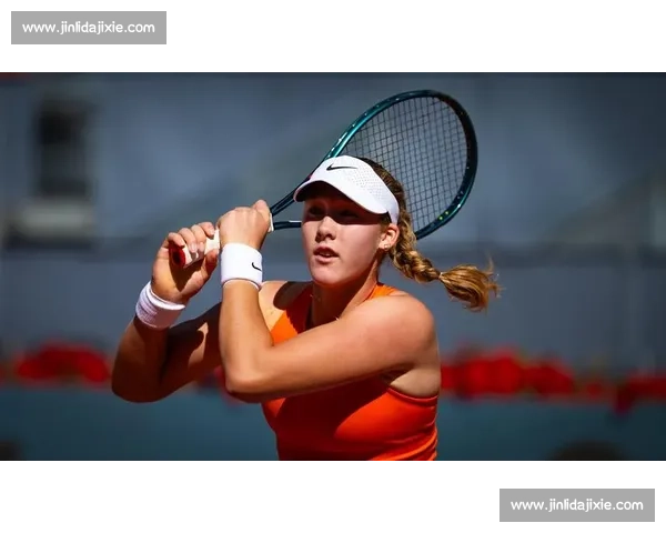 柏林站爆冷！6 号种子安德列娃决胜盘吞蛋遭弗莱彻逆转