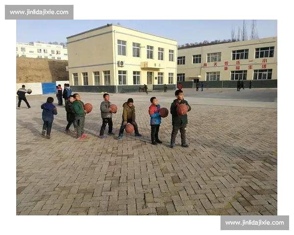 北京市中小学生篮球联赛落幕，志成小学女队、少年宫双冠登顶