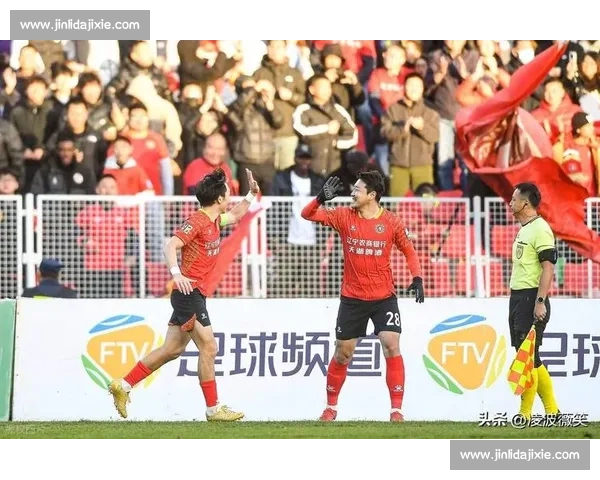 足球与舞蹈的完美碰撞！辽宁铁人啦啦队丝滑转场视频引爆社媒