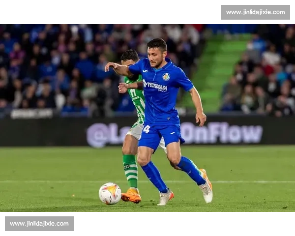 维特塞尔深情告别马竞:三年荣耀终章,未来或返母队续写传奇